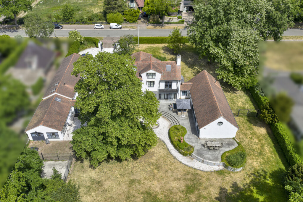 Luxe familiehuis boeken. Familiehuis Angels Hoeve in Drenthe.